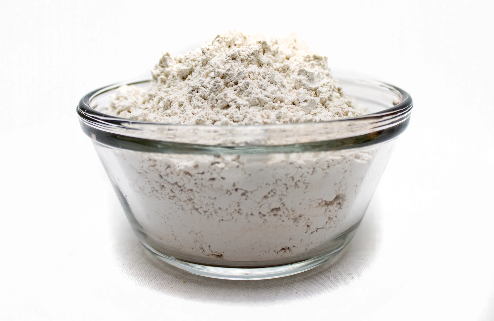 The Benefits of Diatomaceous Earth for Dogs: Natural Flea Treatment and More!